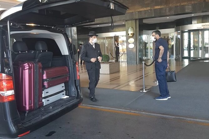 Private Istanbul Airport (IST) Arrival or Departure Transfer - How meeting the driver really works at IST or Sabiha Gokcen