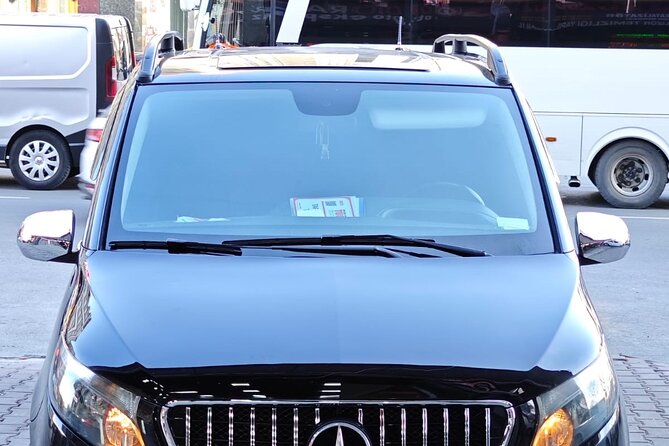 Private Istanbul Cruise Port(Galataport) Transfer hotel-airport - Luggage, narrow streets, and real driver skill
