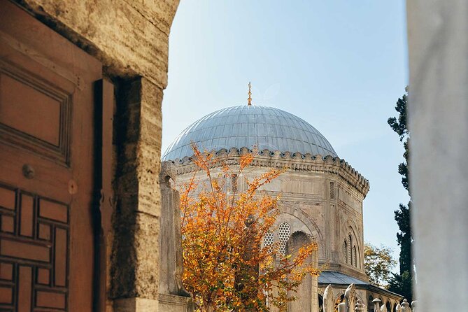 PRIVATE ISTANBUL FOOD TOUR & Hidden Pearls of the old city - Grand Bazaar: Getting Oriented Without Getting Lost