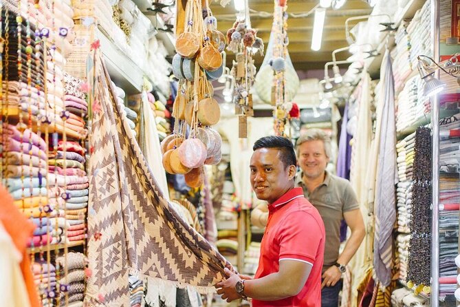 Private Istanbul Shopping Tour - Rugs, tiles and leather shopping - What the guide really does (and why it saves your budget)