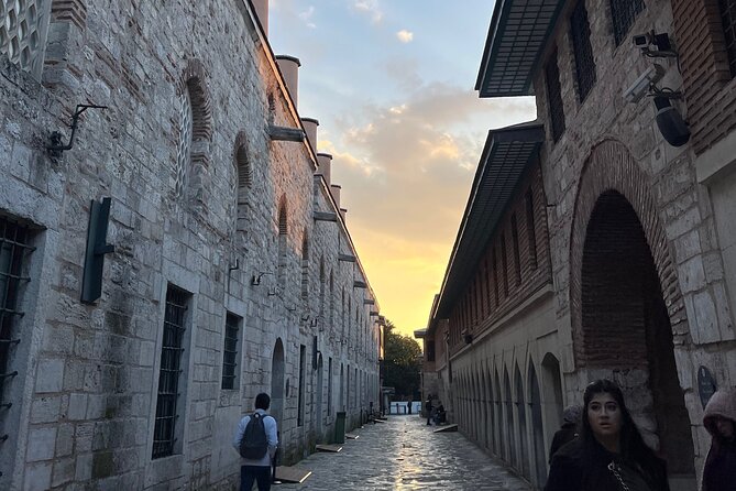 Private İstanbul Tour With Professional Tour Guide - Grand Bazaar Finish (With Admission Included): Shopping With a Guide’s Direction
