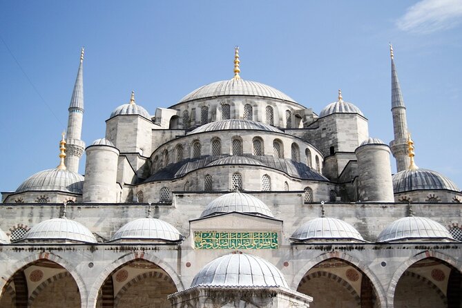 Private Layover Sightseeing Experience of Istanbul - Blue Mosque and Sultanahmet Square: the “wow” start in plain view