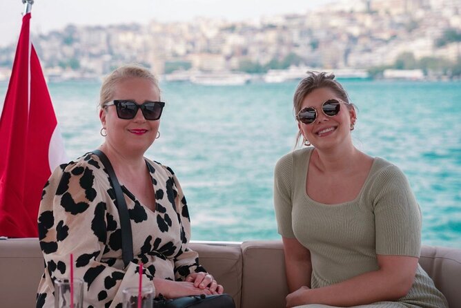 Private Luxury Yacht Cruise in Istanbul Bosphorus - Price and Value: What $348.46 Really Means for Your Group