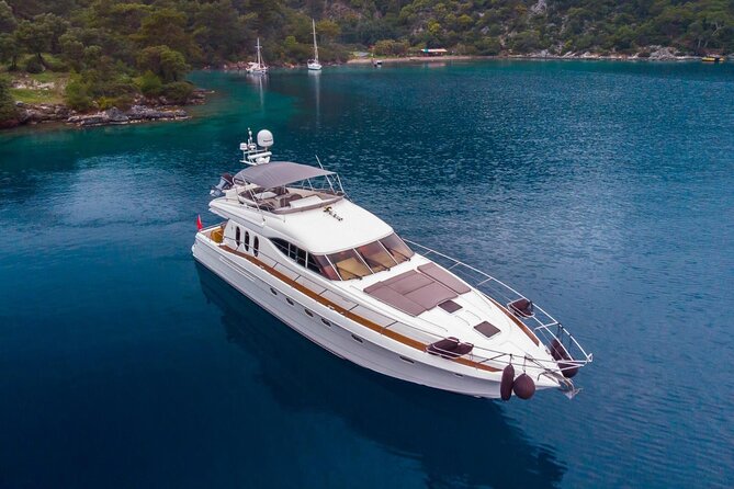 Private Luxury Yacht Cruise on Bosphorus - Snacks, Drinks, and the Comfort Stuff That Makes or Breaks a Boat Trip