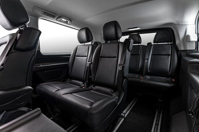 Private Mercedes Istanbul VIP Transfer from Airports and Hotels - A Mercedes VIP Transfer That Focuses on Stress-Free Timing