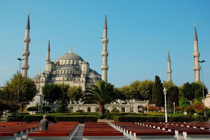 Private Old City Tour in Istanbul - Topkapi Palace: palace chambers, the harem section, and major-ticket planning