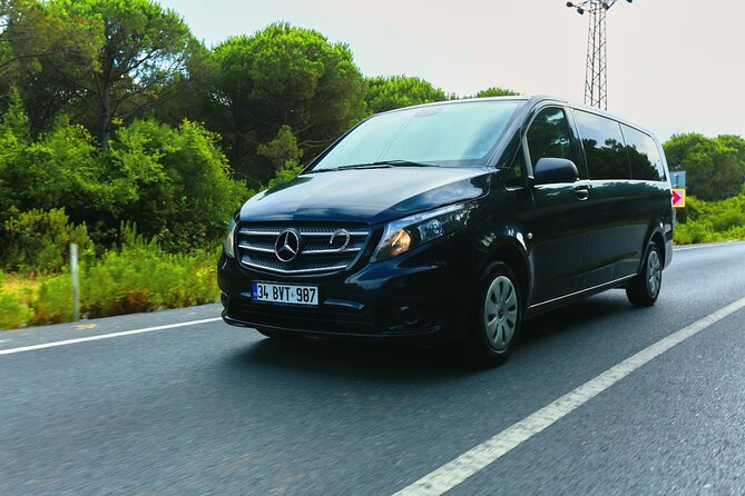 Private One-Way Transfer: Istanbul Airport ↔ City Hotels - What Happens at Pickup: Meet, Luggage, and the Quick Start