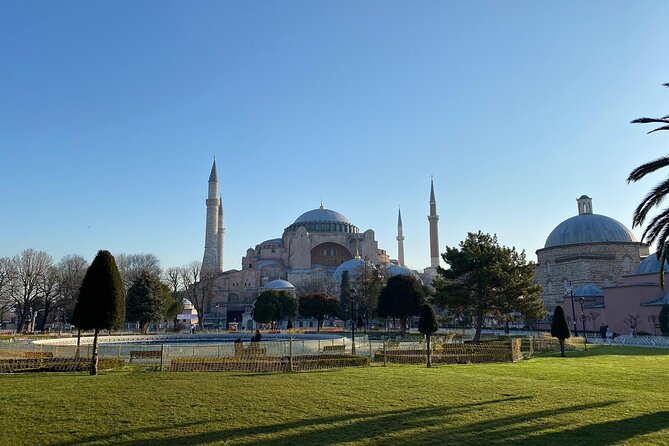 Private: Topkapi Palace, St. Sophia, Blue Mosque, Grand Bazaar, Hipodromme - Topkapi Palace: Sultans’ Power and the Weapons Section