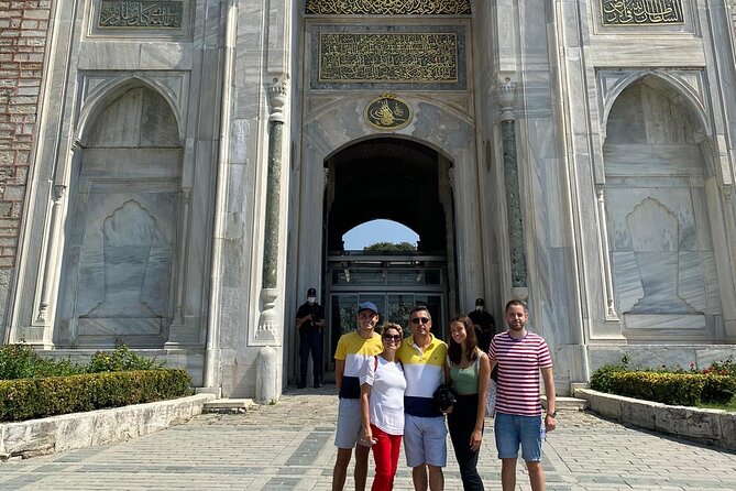 Private tour: 4 Day Istanbul and Cappadocia Tours - Day 2 in Istanbul: Blue Mosque, Ayasofya, Grand Bazaar, and Topkapi
