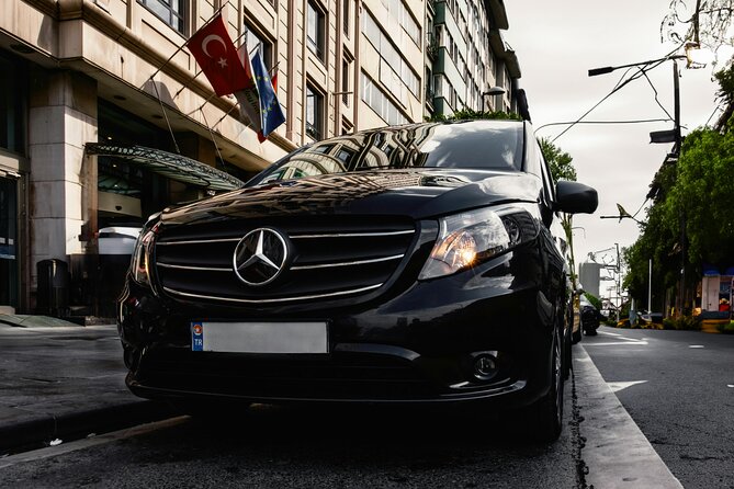 Private Transfer from IST Airport to Fatih, Taksim, or Besiktas - Door-to-door drop-offs: Fatih, Taksim, and Besiktas