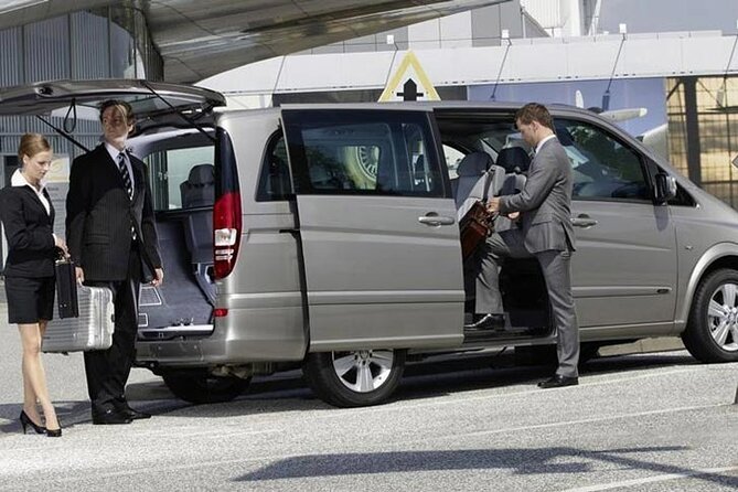 Private Transfer from Istanbul Airport (IST) to Istanbul Hotels - Price and Value: When $115.75 for Up to 4 Is a Smart Trade