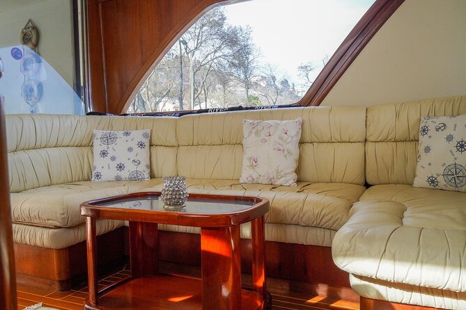 Private Yacht Cruise on Bosphorus - Bebek: the upscale shoreline vibe, explained without the hype