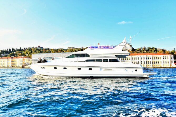 Private Yacht Voyage : Music, Wine & Snacks for Groups - Comfort and reliability: what to ask before you board