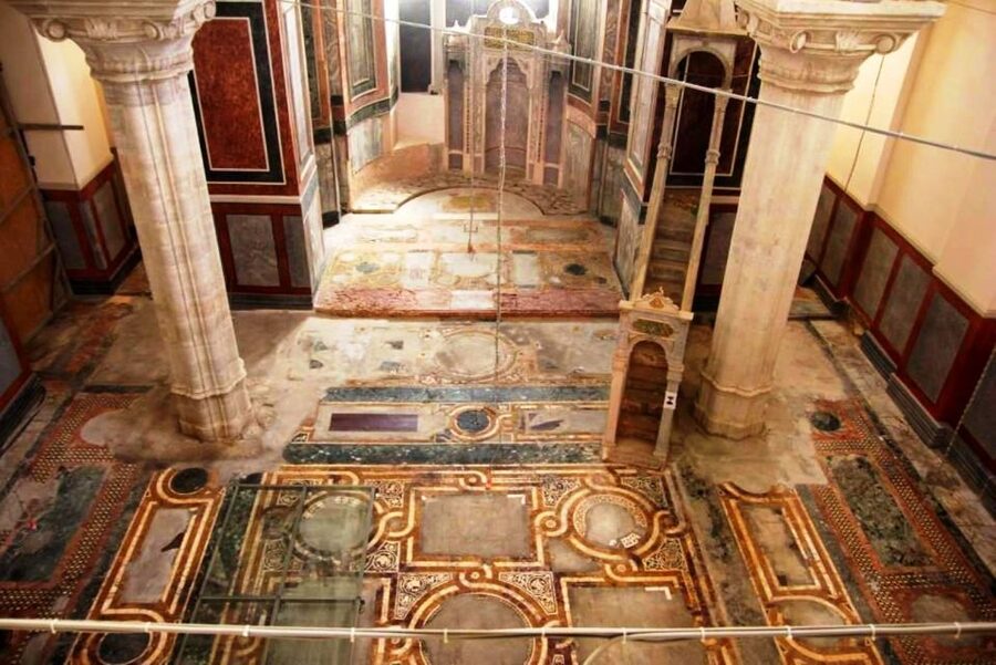 Roman Aqueduct, Sehzade Mosques &Women's Market - Zeyrek Mosque and the Pantokrator complex (1118 A.D.)