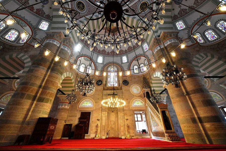 Roman Aqueduct, Sehzade Mosques &Women's Market - Neighborhood market time: Eastern and Southeastern flavors in Fatih