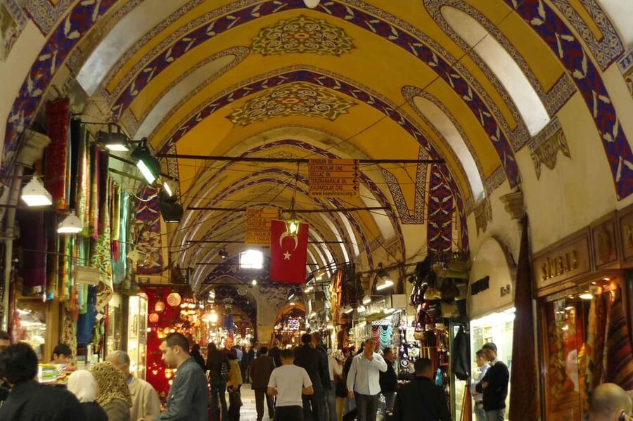 Rug Shopping Private Tour with expert Grand Bazaar - Price value: paying $120 for certainty, not for a souvenir