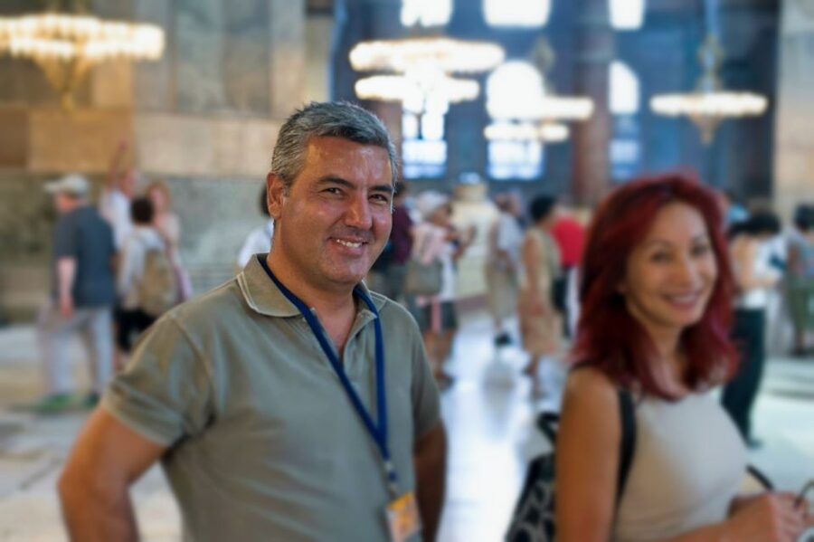 Rug Shopping Private Tour with expert Grand Bazaar - Meeting in Sultanahmet and setting the pace for 3.5 hours