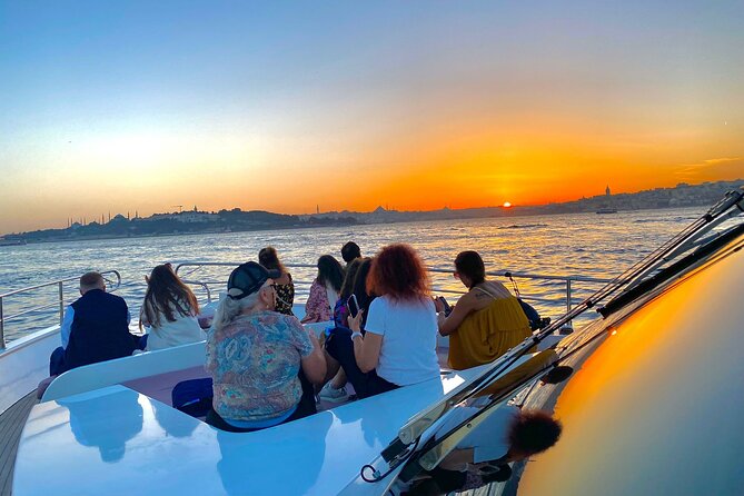 Scenic Bosphorus Sunset Cruise – 2.5 Hours of Luxury & Views - What You See Around Dolmabahçe and Ortaköy