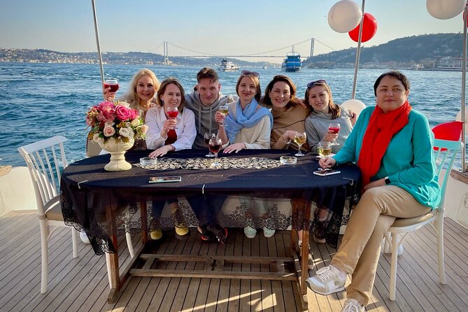 Skip line Old Town tour with Bosphorus Yacht Ride - Galata Bridge Break: Two Floors, One Good Hour