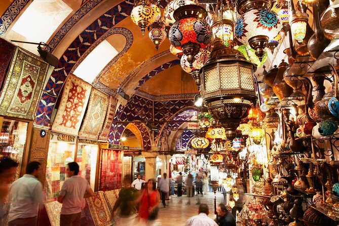 SKIP-THE-LINE: Istanbul City Highlights Tour w/LUNCH - Topkapi Palace: Ottoman government, treasury, and a reality check on crowds