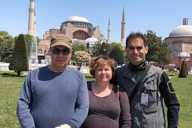 SKIP-THE-LINE: Istanbul City Highlights Tour w/LUNCH - Lunch at a local restaurant: Included, and what to clarify