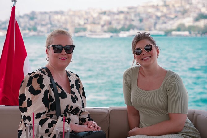 Small-Group 2 Hours Bosphorus Luxury Yacht Cruise in Istanbul - A Bosphorus cruise that helps you read Istanbul in 2 hours