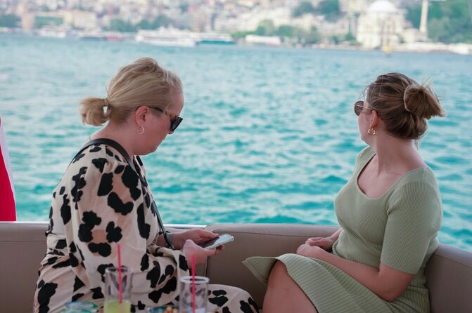 Small-Group 2 Hours Bosphorus Luxury Yacht Cruise in Istanbul - Route and highlights: what you’ll actually see from the water