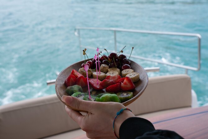 Small-Group 2 Hours Bosphorus Luxury Yacht Cruise in Istanbul - Price and value: what $21.78 buys you in real terms