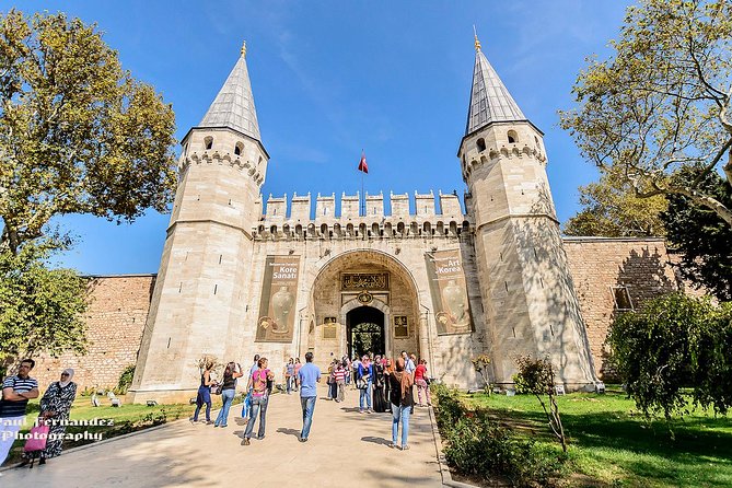 Small Group: Best of Istanbul Tour with Hagia Sophia Tickets - Inside the Blue Mosque: What to Look For (Beyond the Postcard)