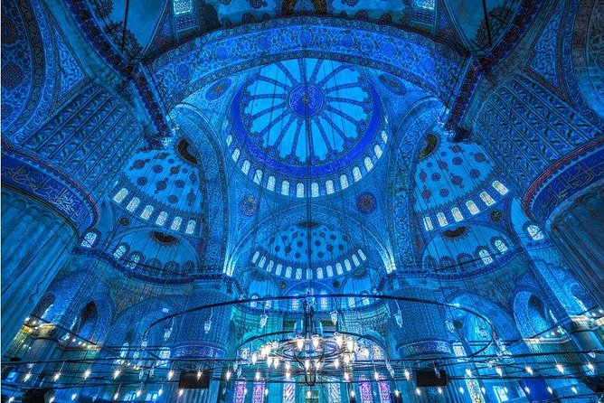 Small Group Full-Day Istanbul Old City Tour with Lunch & Tickets - Lunch break: a 3-course meal that keeps the day on track