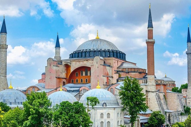 Small Group Tour of Istanbul Highlights Morning - Blue Mosque: six minarets, prayer times, and the tiled courtyard