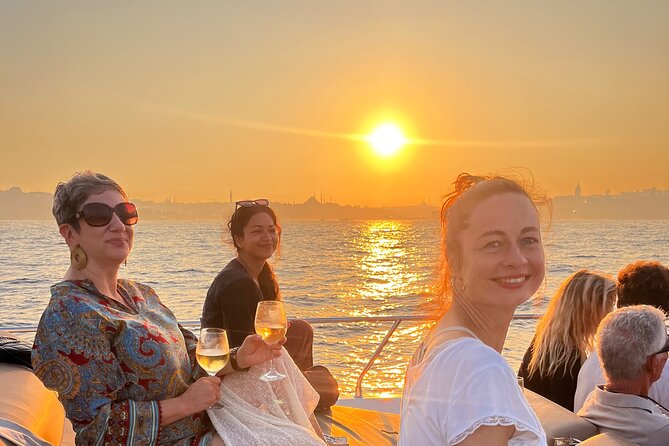 Small Group Yacht Tour With Unlimited Wine, Fruits & Mixed Nuts - Maiden’s Tower and the old peninsula skyline from the water