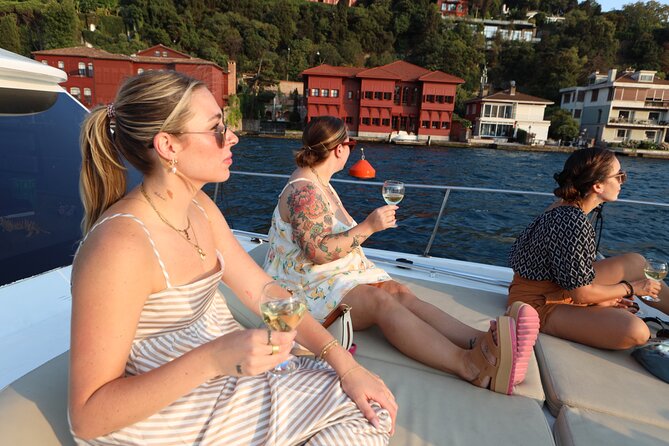 Small Group Yacht Tour With Unlimited Wine, Fruits & Mixed Nuts - Live English commentary that helps you actually understand what you’re seeing