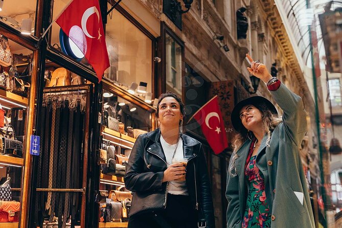 Street Food & Wine Pairing Kadikoy Evening Tour - Stop 3: Yeldegirmeni Sanat Merkezi and the street-art walking time