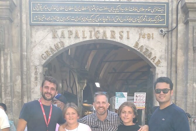 Suleyman's magnificent path: Mosques and Bazaars Tour - Spice Bazaar (Misir Çarşısı): smaller, and often more satisfying