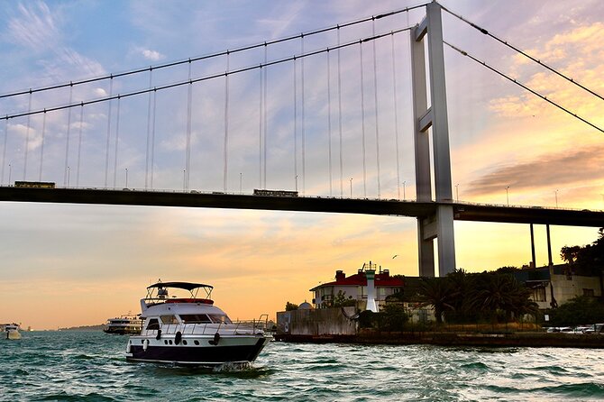 Sunset Bosphorus Yacht Tour in Istanbul - Kabataş Start Point and Pier Drop-Off: Logistics You Can Handle