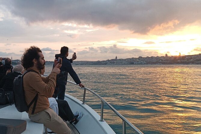 Sunset Cruise on Luxury Yacht with Transfers - Galatasaray Islet, Arnavutköy, and Rumeli Fortress: old meets relaxed