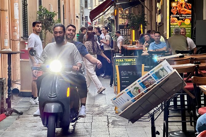Taksim to Galata Walking Tour: Secret Passages & Local Hangouts - The walk that links Taksim to Galata (and keeps you oriented)