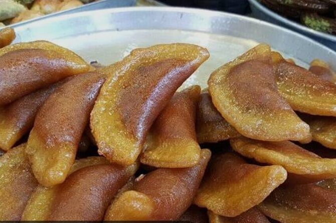 Taste Of Old City Street Food Tour with Local Guide - Street food menu: what you’ll taste, in a logical order