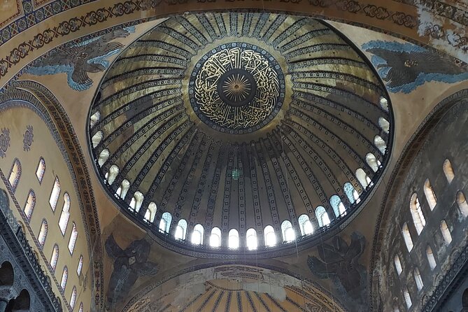 The Must See Old City Tour in Istanbul - Start at the German Fountain: Getting Oriented at Sultanahmet