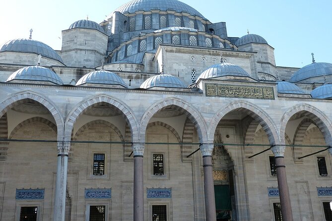 Top Sites Of Istanbul Tour In Small Group - Skipping Ticket Lines - Blue Mosque and the German Fountain: what you get in the same pocket