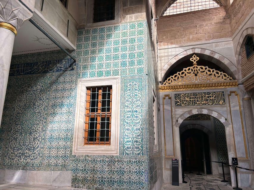 Topkapi Palace and Harem Skip-the-Line-Tickets & Audio Guide - Who should book this Topkapi and Harem experience