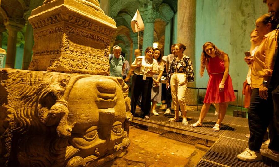 Topkapi Palace + Basilica Cistern Tickets & Audio Guide - What you’re buying: Topkapi + Harem + Basilica Cistern, plus phone audio