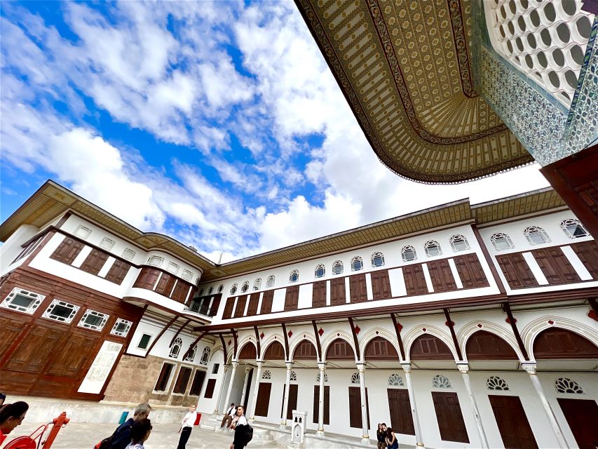 Topkapi Palace&Harem-Guided Tour-Skip lines- All tickets inc - The Second Courtyard and the Harem: Stories Behind Closed Doors