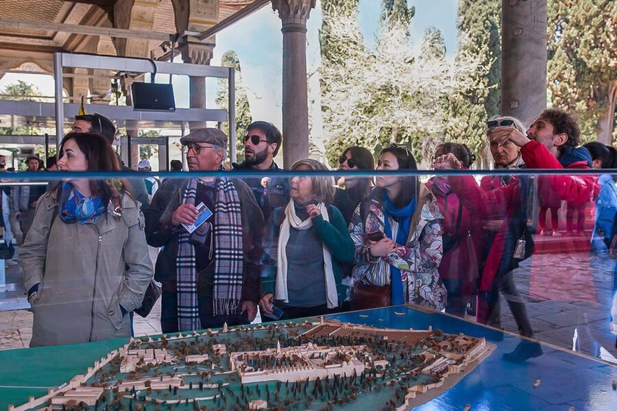 Topkapi Palace & Harem Tour + Bosphorus & Golden Horn Cruise - Who This Tour Fits Best (and Who Might Want a Different Plan)