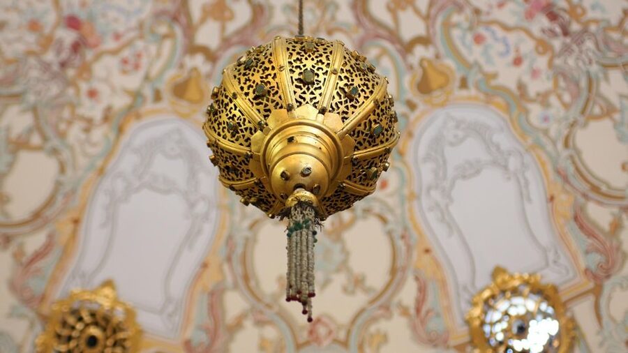 Topkapi Palace Tour: Scenes of the Ottoman Empire - What to bring (and what not to bring) for a smooth Topkapi day