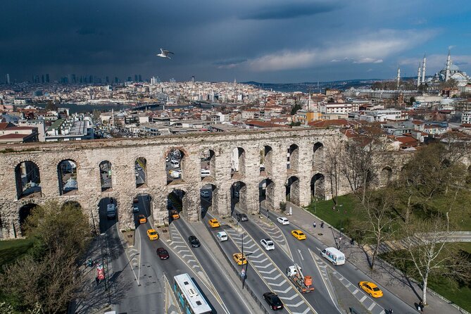 Tour of Byzantine and Constantinople in Istanbul - Stop 5: Fener’s older houses and streets
