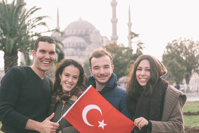 Tour to the Best Places in Istanbul in Spanish - Private - How the Spanish Old Town format works (and why it’s worth it)