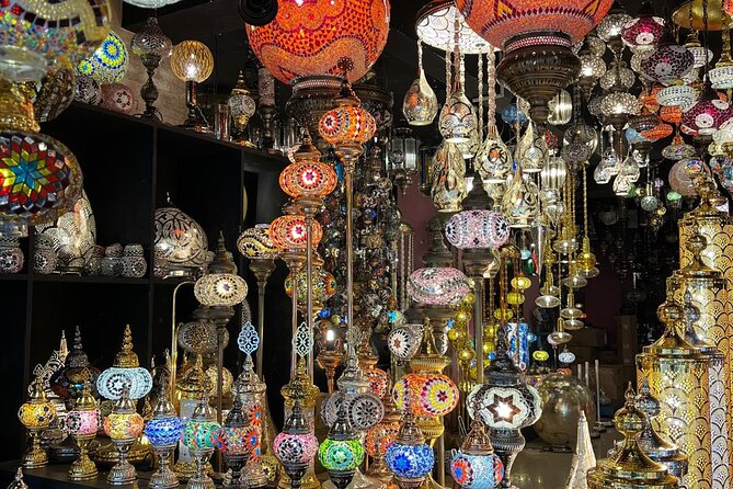 Tours of the Grand Bazaar of Istanbul with its Terraces and Behind the Scenes - Caravanserais and hans: why these old spaces matter