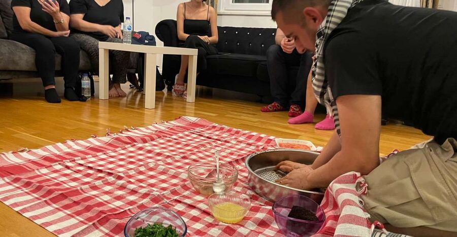 Traditional Home Dinner Night with Çiğköfte - Learn and Eat - The Kanun and the music-and-stories part of the evening